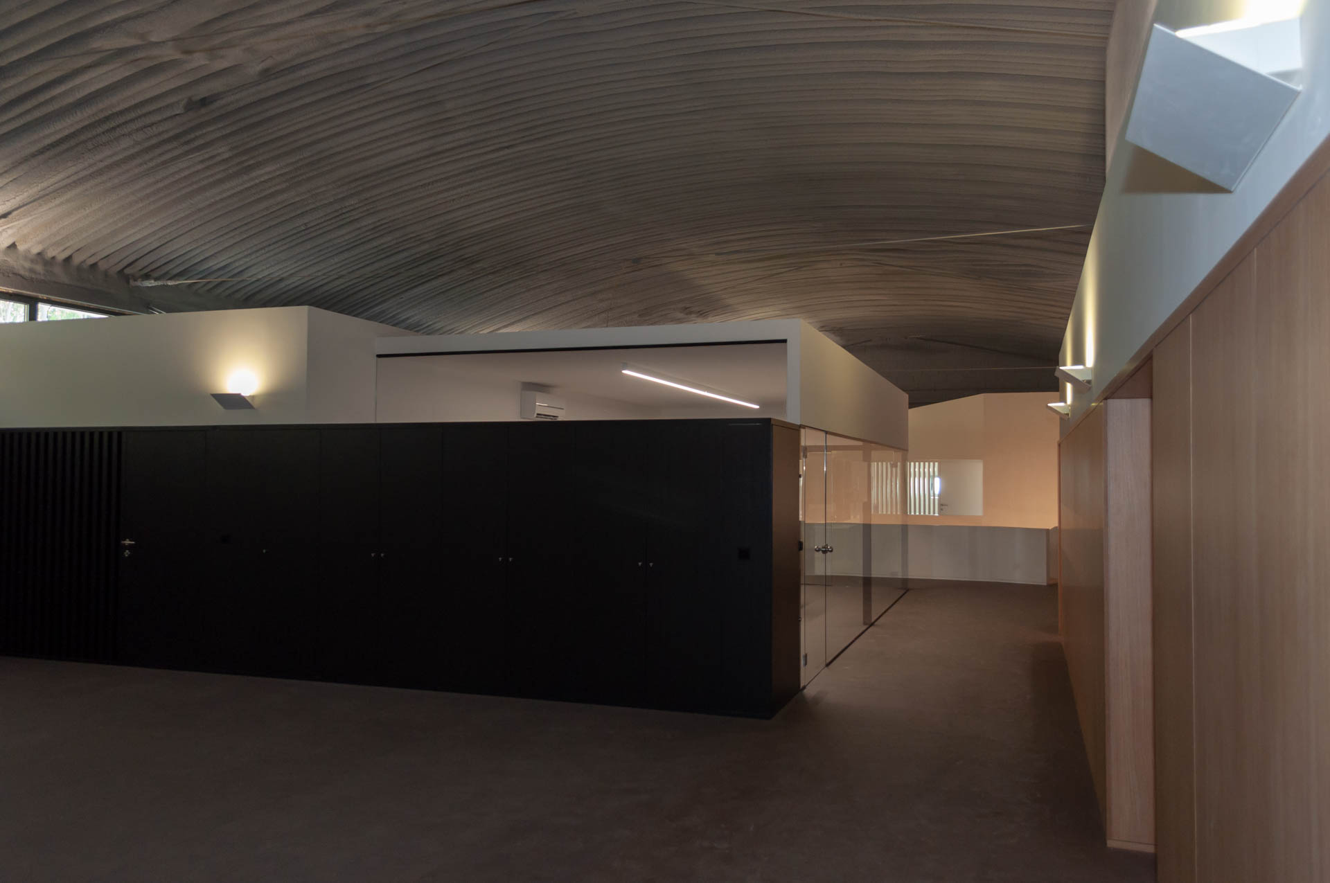 Reabilitação integral Pavilhão industrial 14 - Somafloor